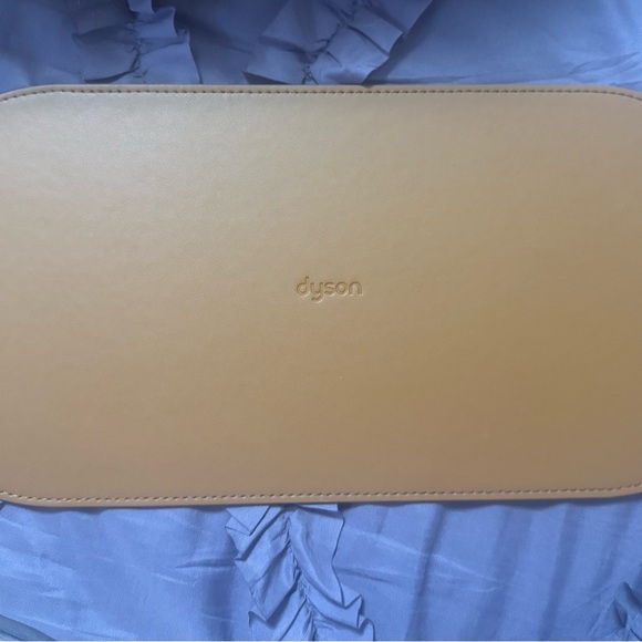 Dyson Airwrap Complete Styler – US Plug (100–127V) in Nickel/Fuscia FREE SHIP! - Picture 13 of 16